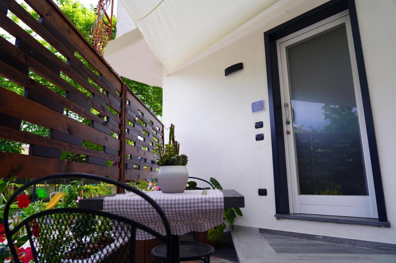 Familiainn Rooms & Apartments Pompei Exterior photo