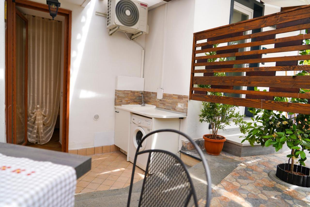 Familiainn Rooms & Apartments Pompei Exterior photo